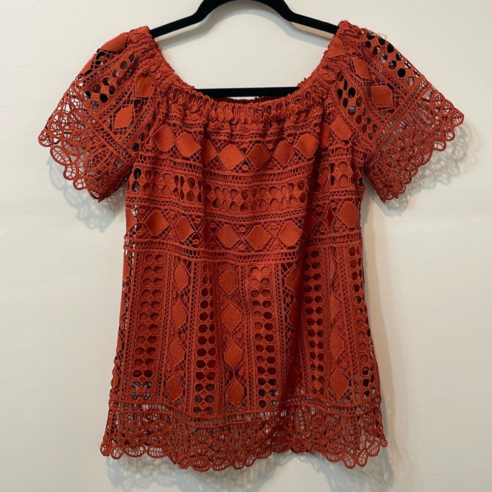 Women’s Small Blouse